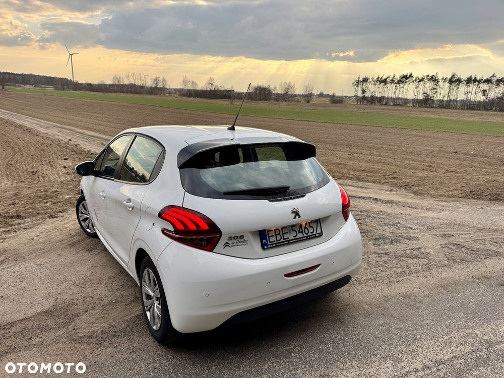 Peugeot 208 1.6 BlueHDi Active - 8