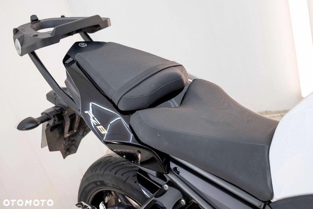 Yamaha FZ8 - 21