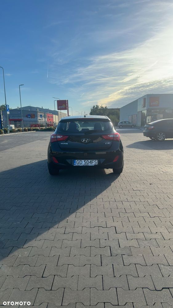 Hyundai i30 1.4 Classic + - 12