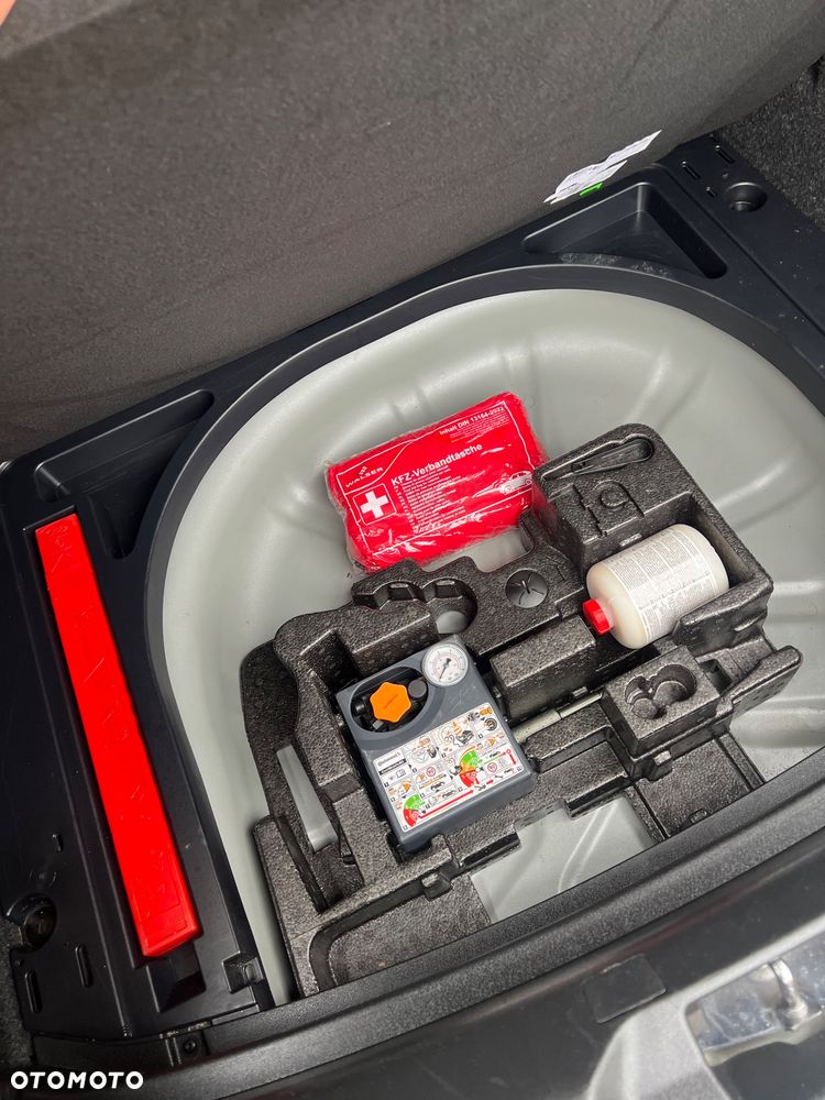 Volvo V40 D2 Drive-E Momentum - 15