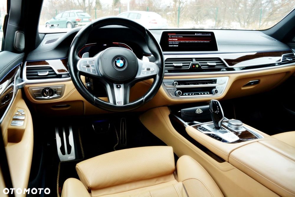 BMW Seria 7 750Li xDrive - 13