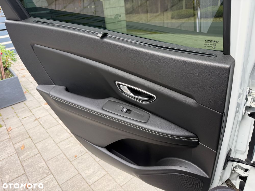 Renault Scenic - 21