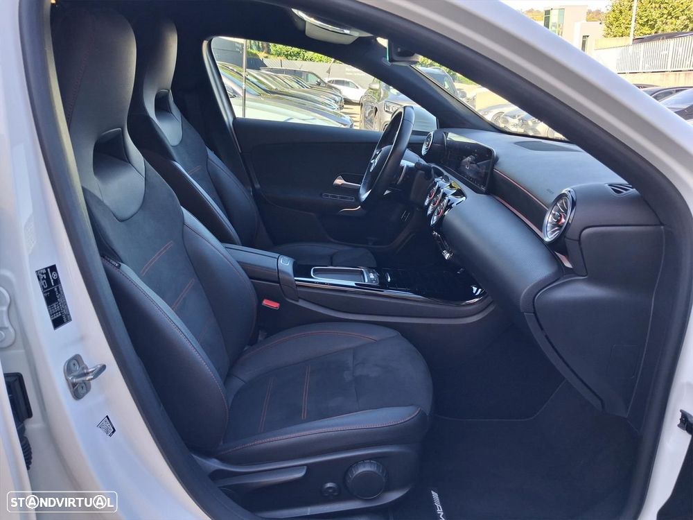 Mercedes-Benz A 250 e AMG Line - 14