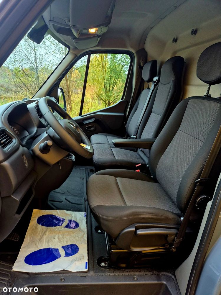 Renault Master - 18