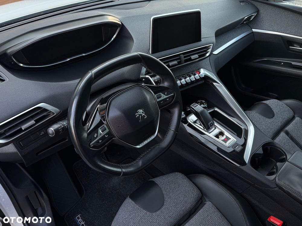 Peugeot 3008 BlueHDi 180 Stop & Start EAT8 Allure - 27
