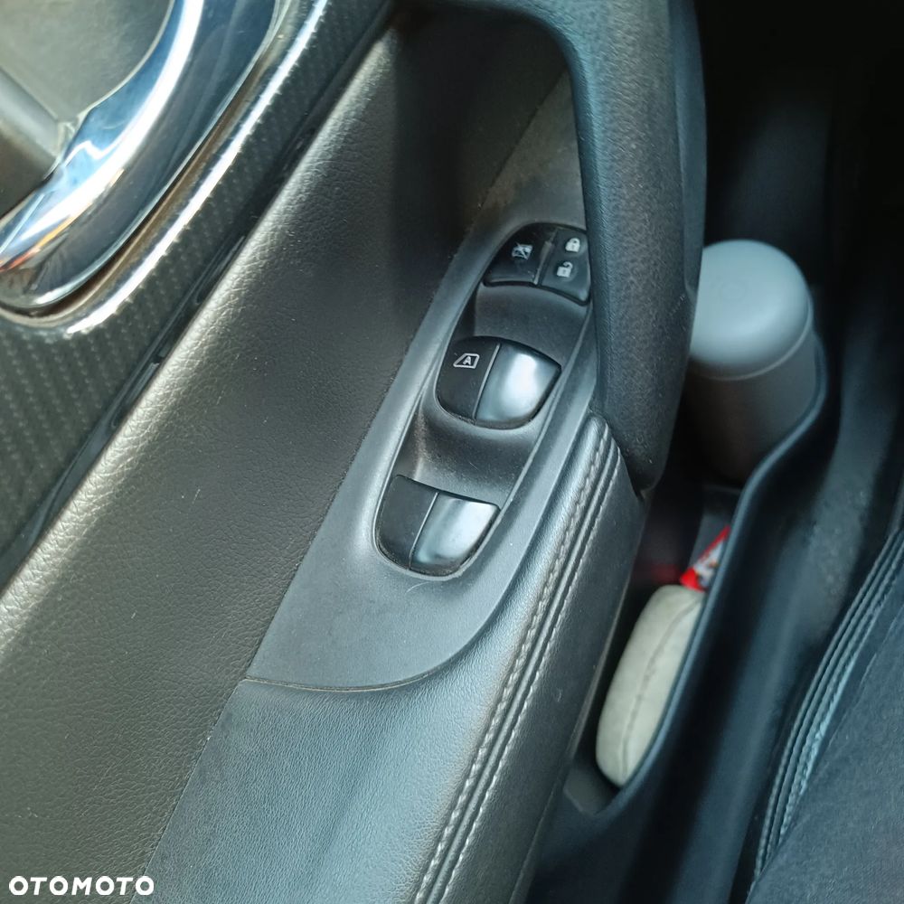 Nissan X-Trail 1.6 DIG-T Tekna 2WD - 17