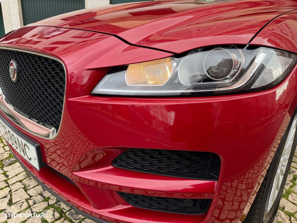 Jaguar F-Pace 20d Pure - 23