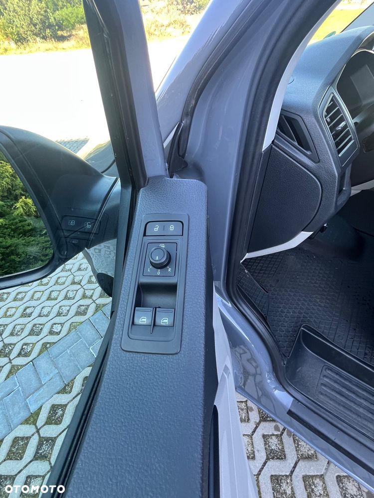 Volkswagen Transporter - 16