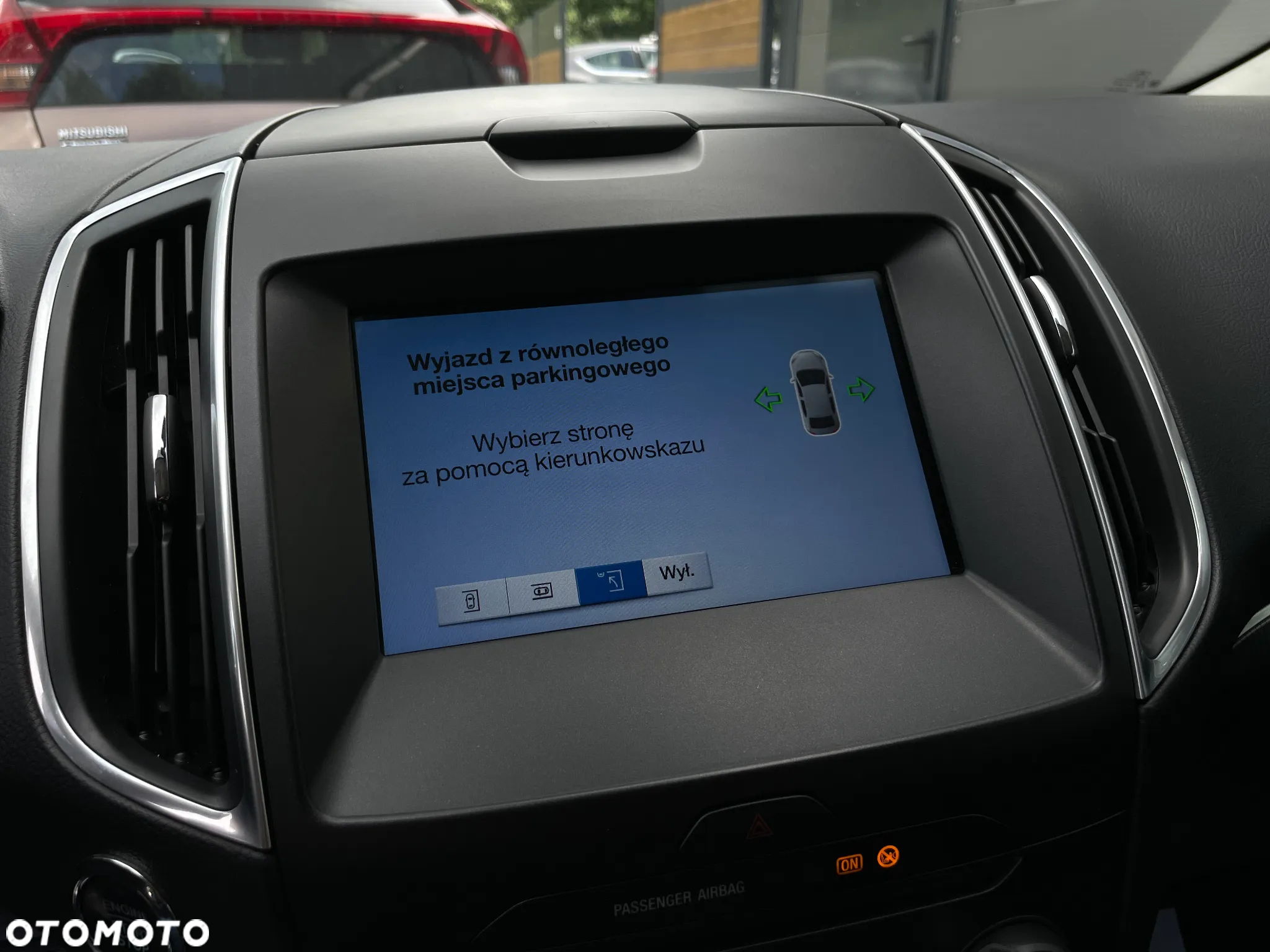 Ford S-Max 2.0 EcoBoost Titanium - 28