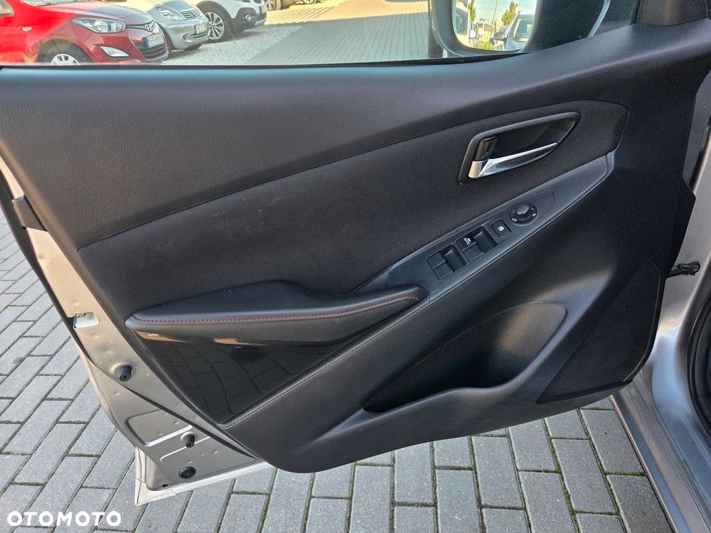 Mazda 2 SKYACTIV-G 90 Sports-Line - 35