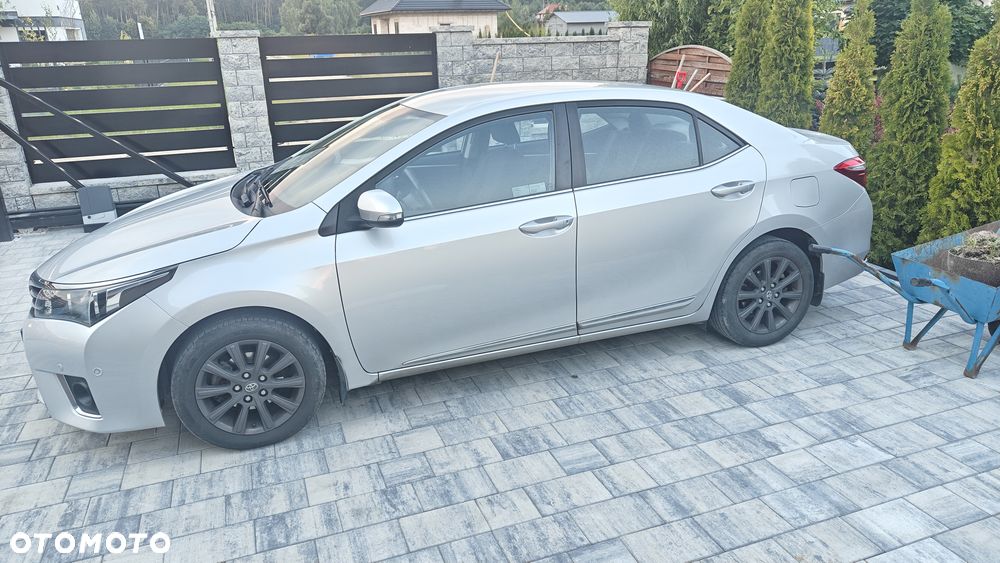 Toyota Corolla 1.6 Premium - 5
