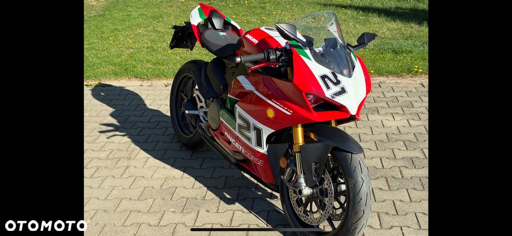 Ducati Panigale V2 - 2