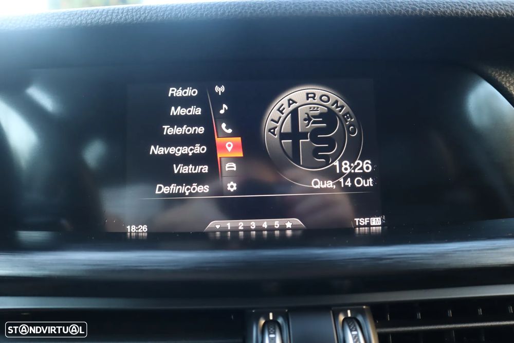 Alfa Romeo Stelvio 2.2 D AT8 - 32