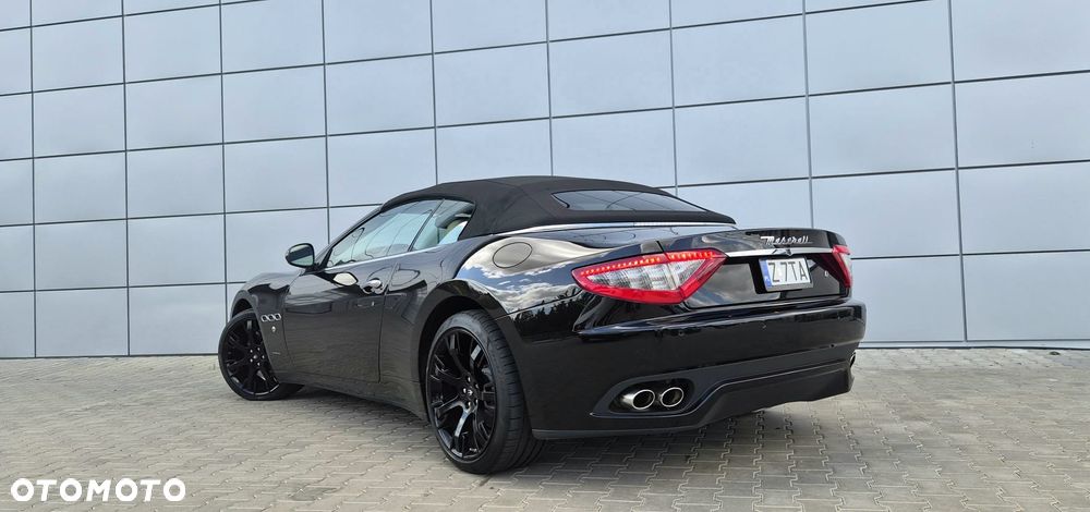 Maserati GranTurismo S Automatik - 17