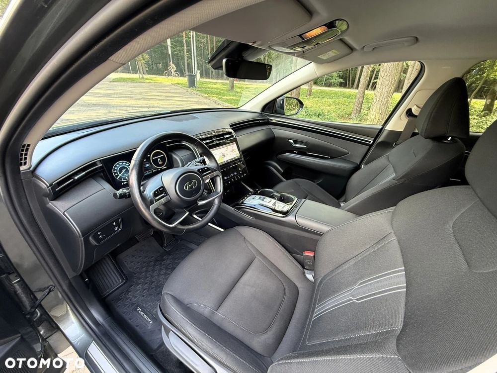 Hyundai Tucson 1.6 T-GDi HEV Executive 2WD - 12