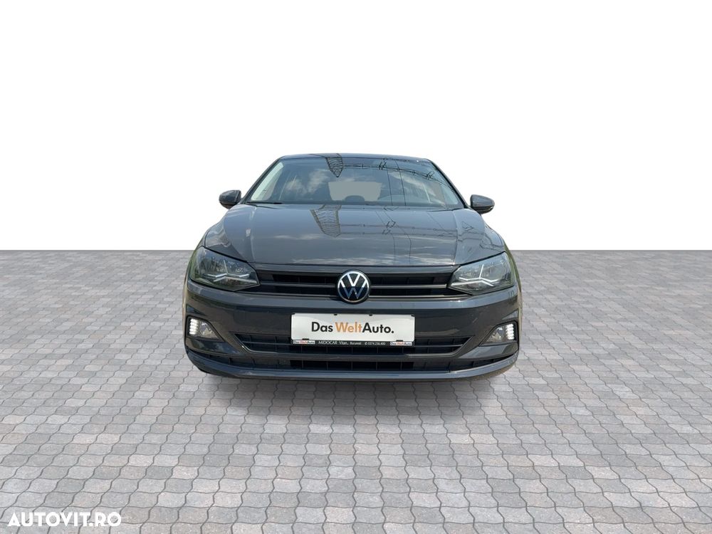 Volkswagen Polo - 8