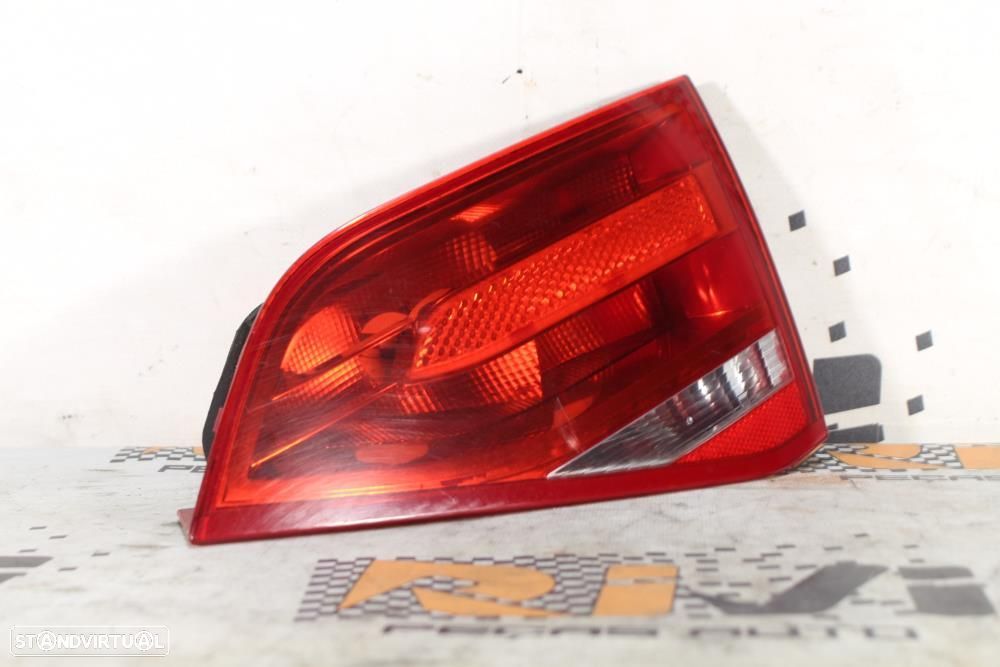 Farolim Direito Audi A4 (8K2, B8)  8K5945094d / Mala Passageiro Sedan - 2