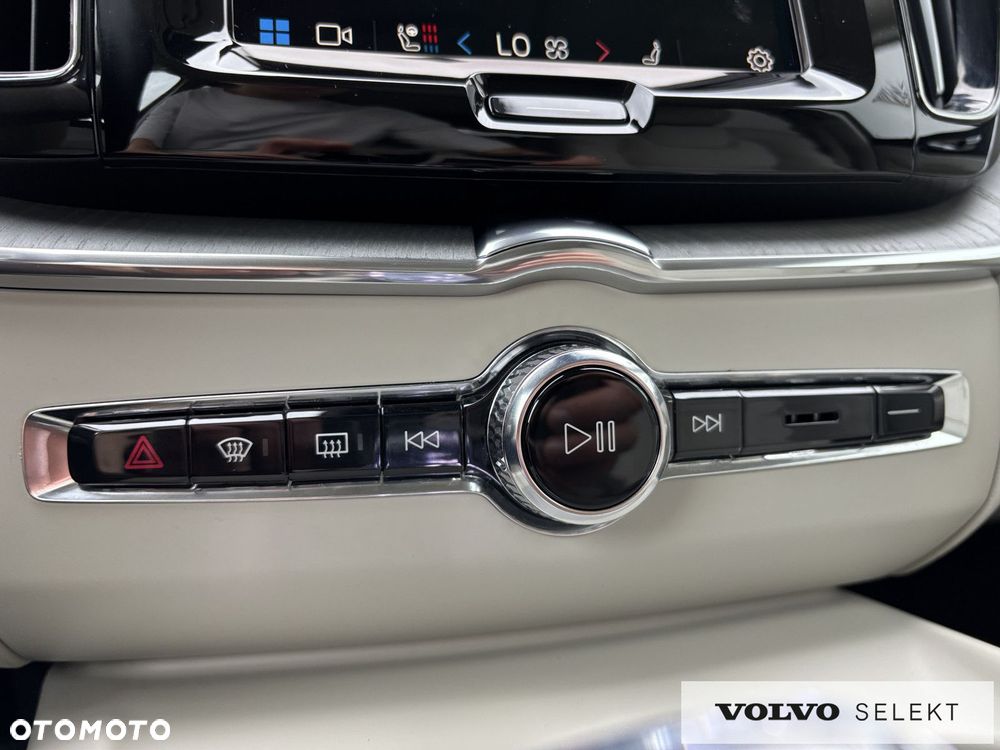 Volvo XC 60 - 21