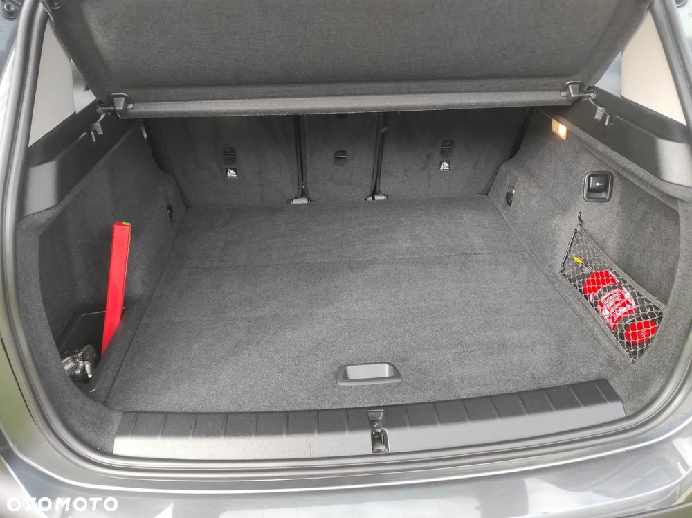 BMW X1 xDrive20i - 13