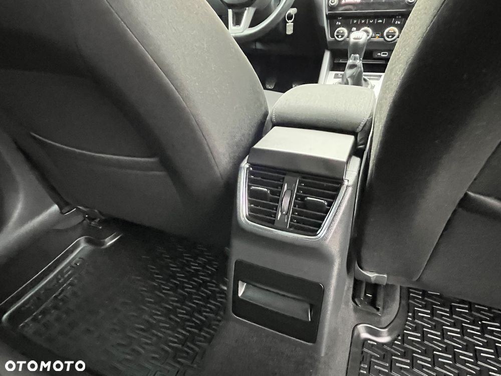 Skoda Octavia 1.4 TSI Ambition - 35