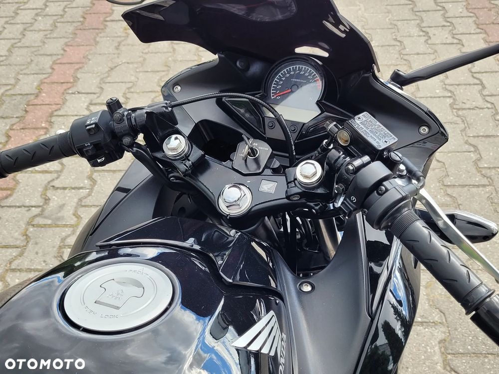 Honda CBR - 22