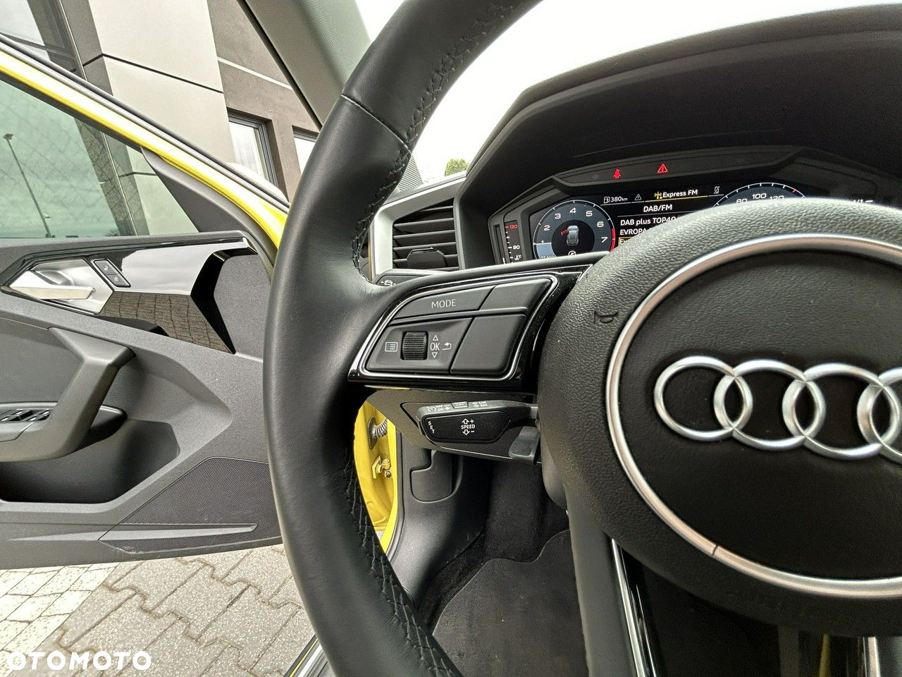 Audi A1 25 TFSI citycarver - 13