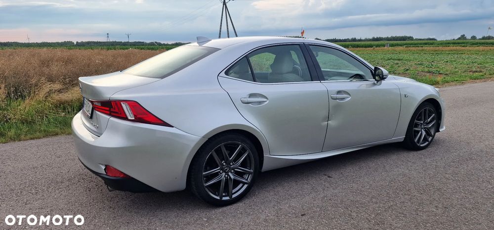 Lexus IS 250 F Sport - 14