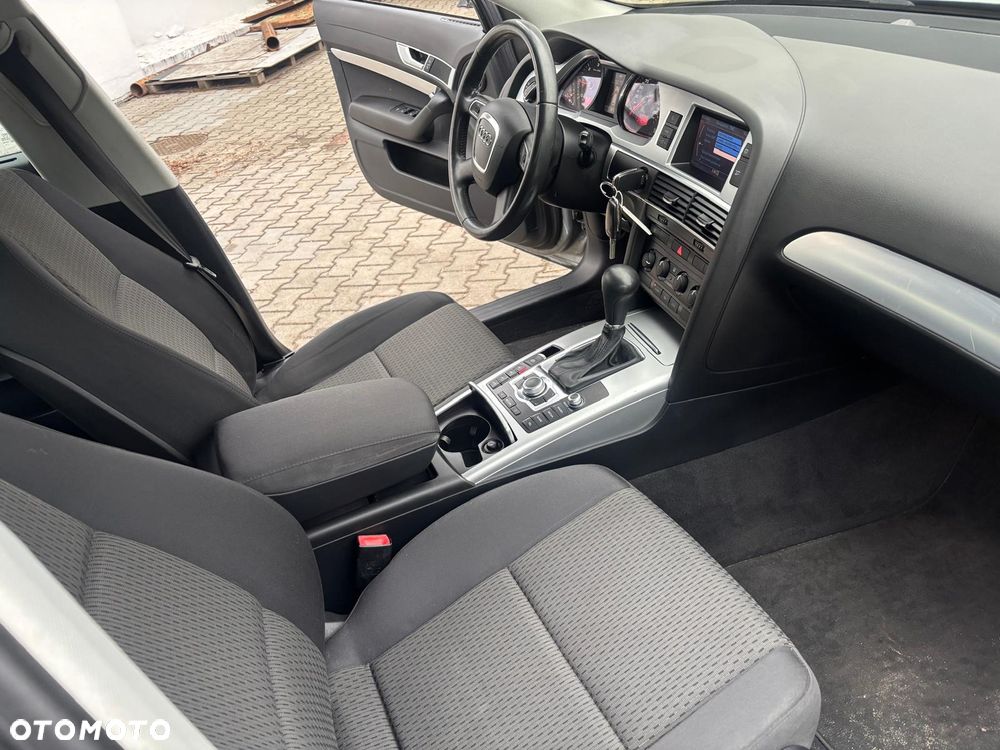 Audi A6 Avant 2.0 TDI Multitronic - 32