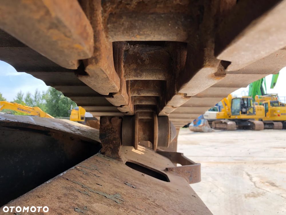 Komatsu PC210LC-11 - 18