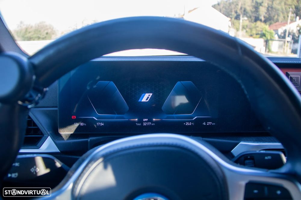 BMW i4 - 20