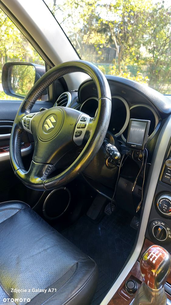 Suzuki Grand Vitara 1.9 DDiS - 13