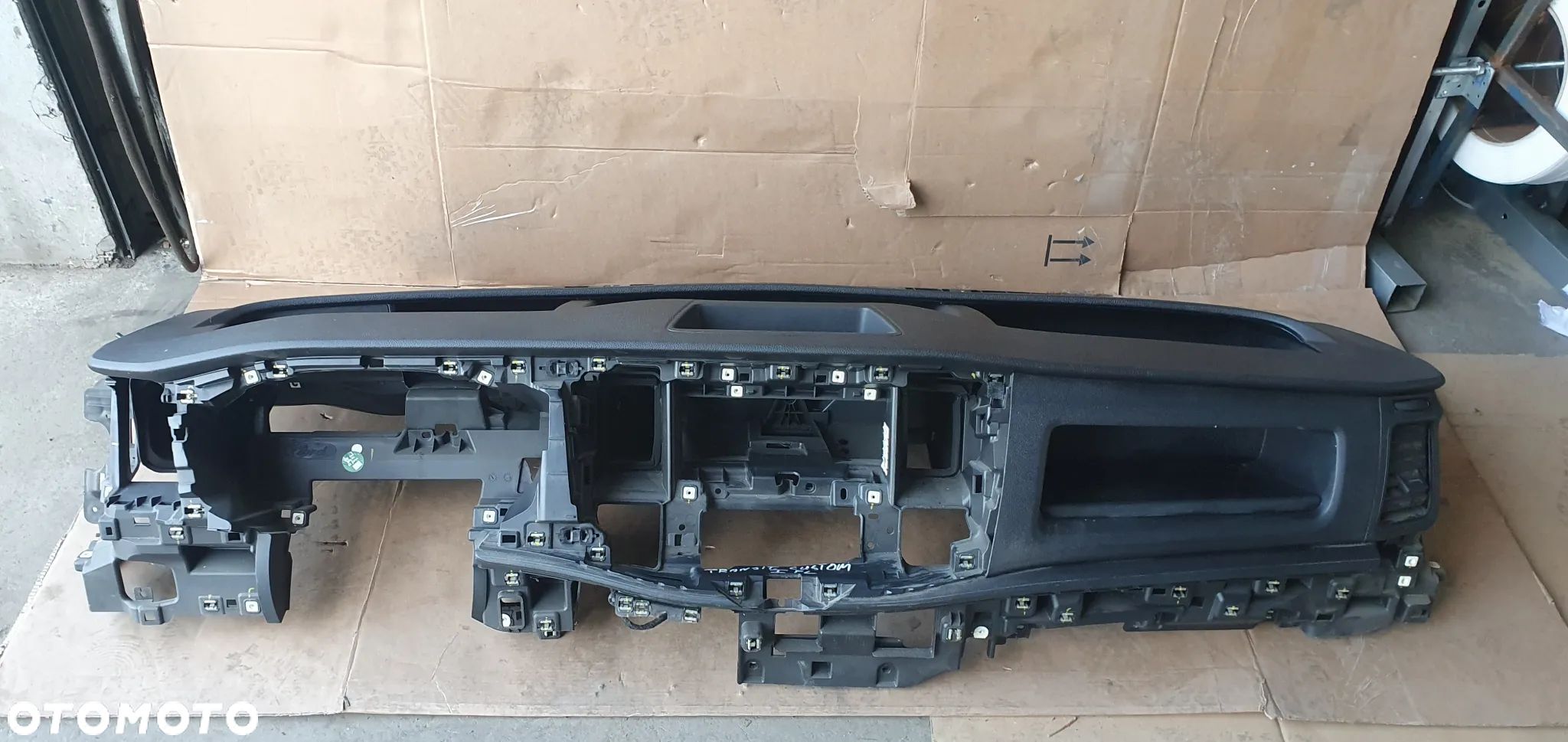 Konsola deska rozdzielcza Ford Transit Custom MK8 Lift - 1