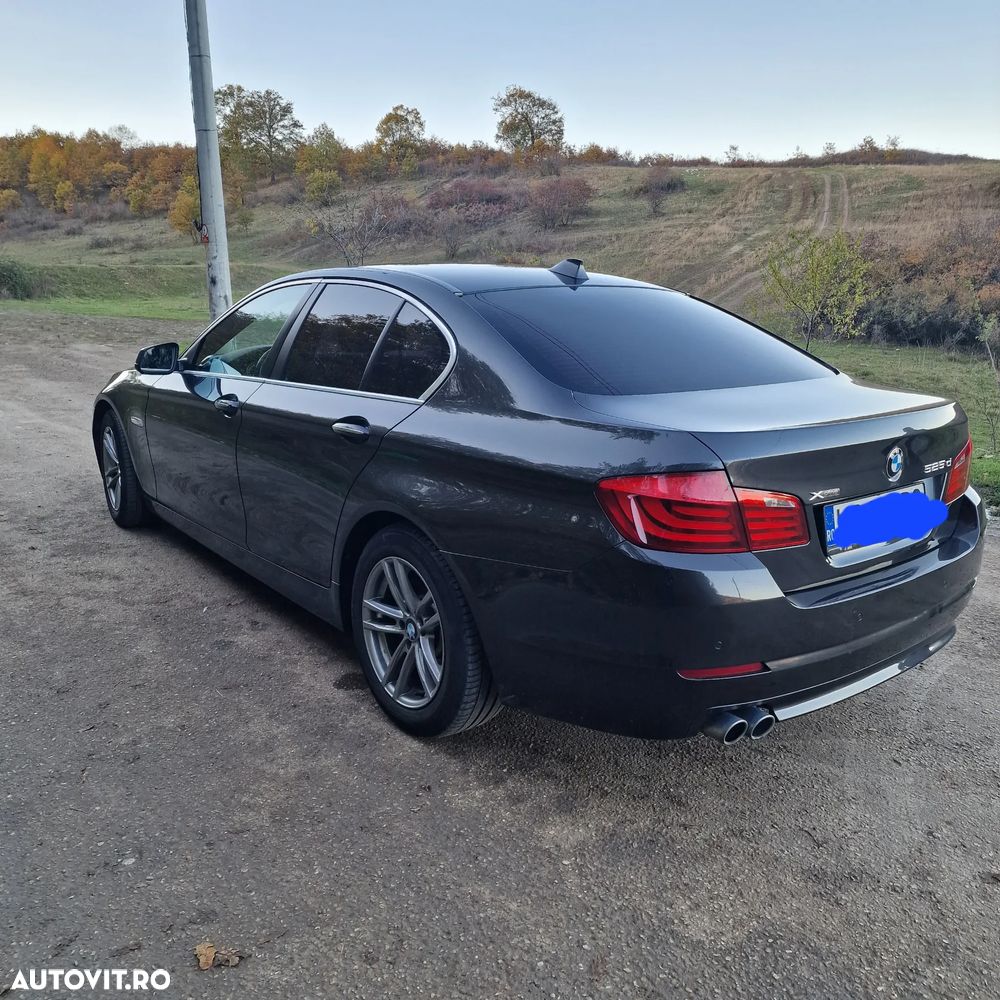 BMW Seria 5 525d xDrive - 8