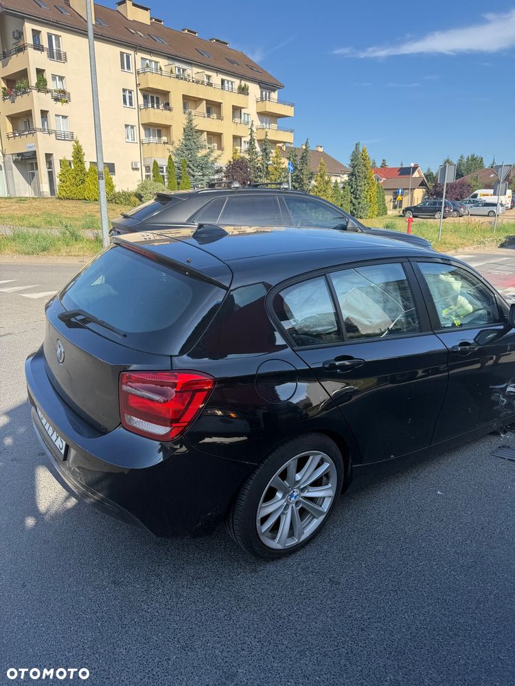 BMW Seria 1 118d Sport Line - 5