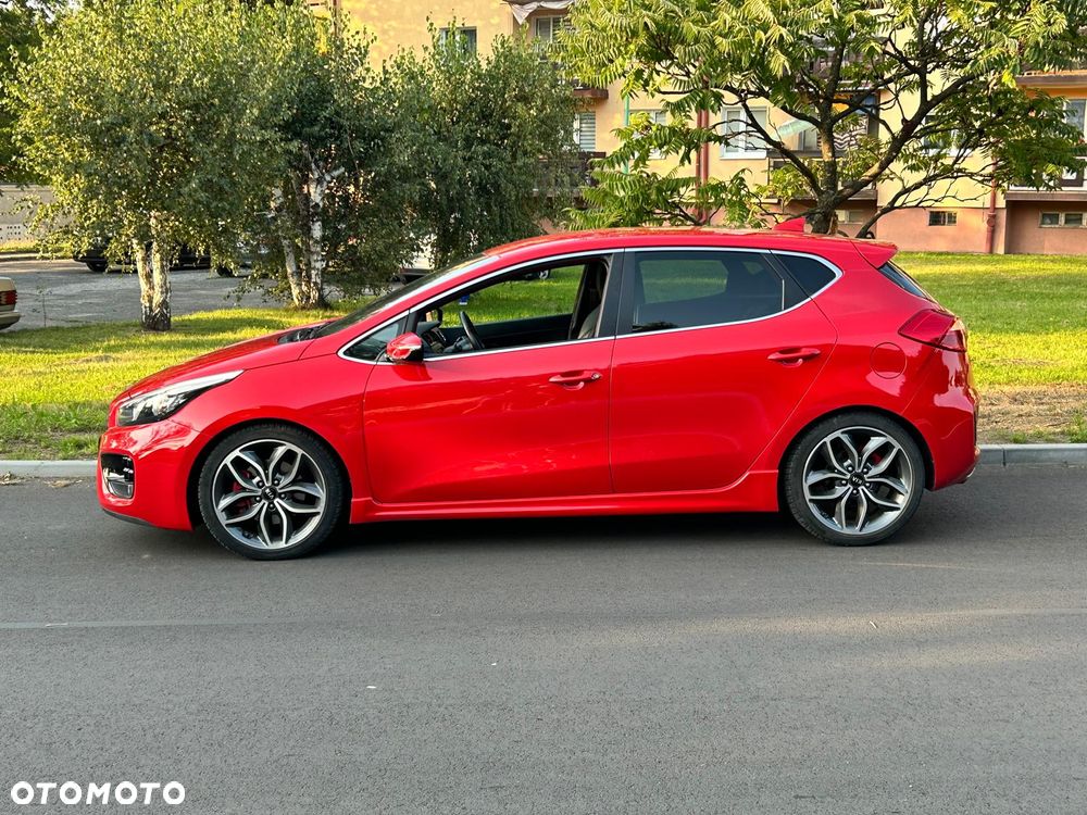Kia Ceed 1.6 T-GDI GT - 11