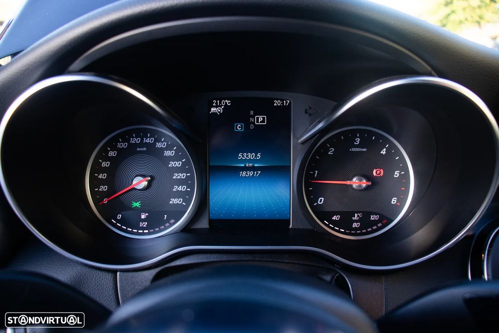 Mercedes-Benz C 220 d 4Matic 9G-TRONIC AMG Line - 11