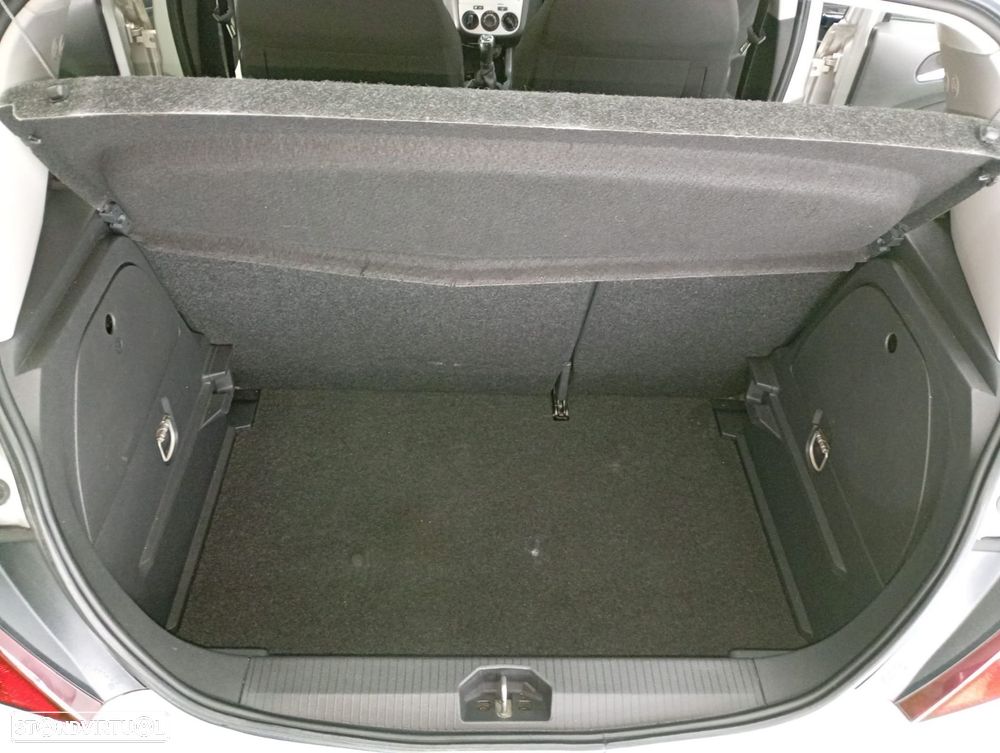 Opel Corsa 1.2 City FlexFuel - 22