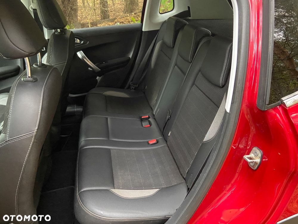Peugeot 2008 PureTech 110 Stop&Start Allure - 16