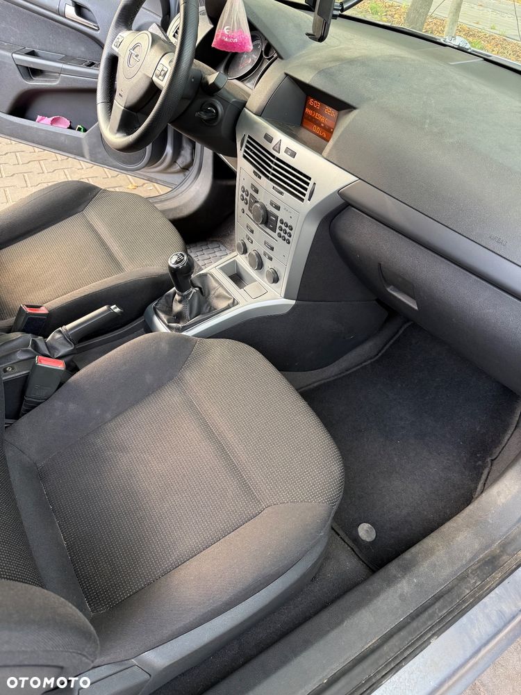 Opel Astra - 12