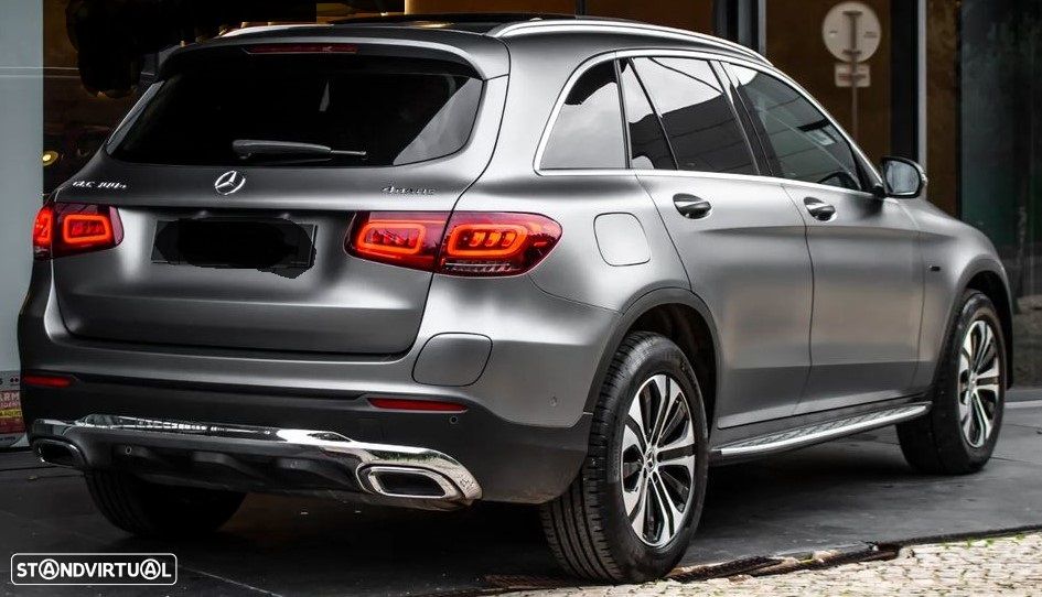 Mercedes-Benz GLC 300 e 4Matic - 3