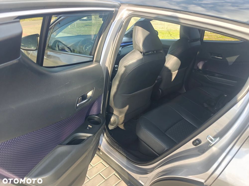 Toyota C-HR 1.8 Hybrid Prestige - 12