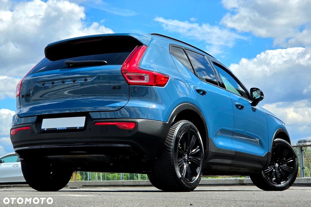 Volvo XC 40 B3 Ultra Dark - 14