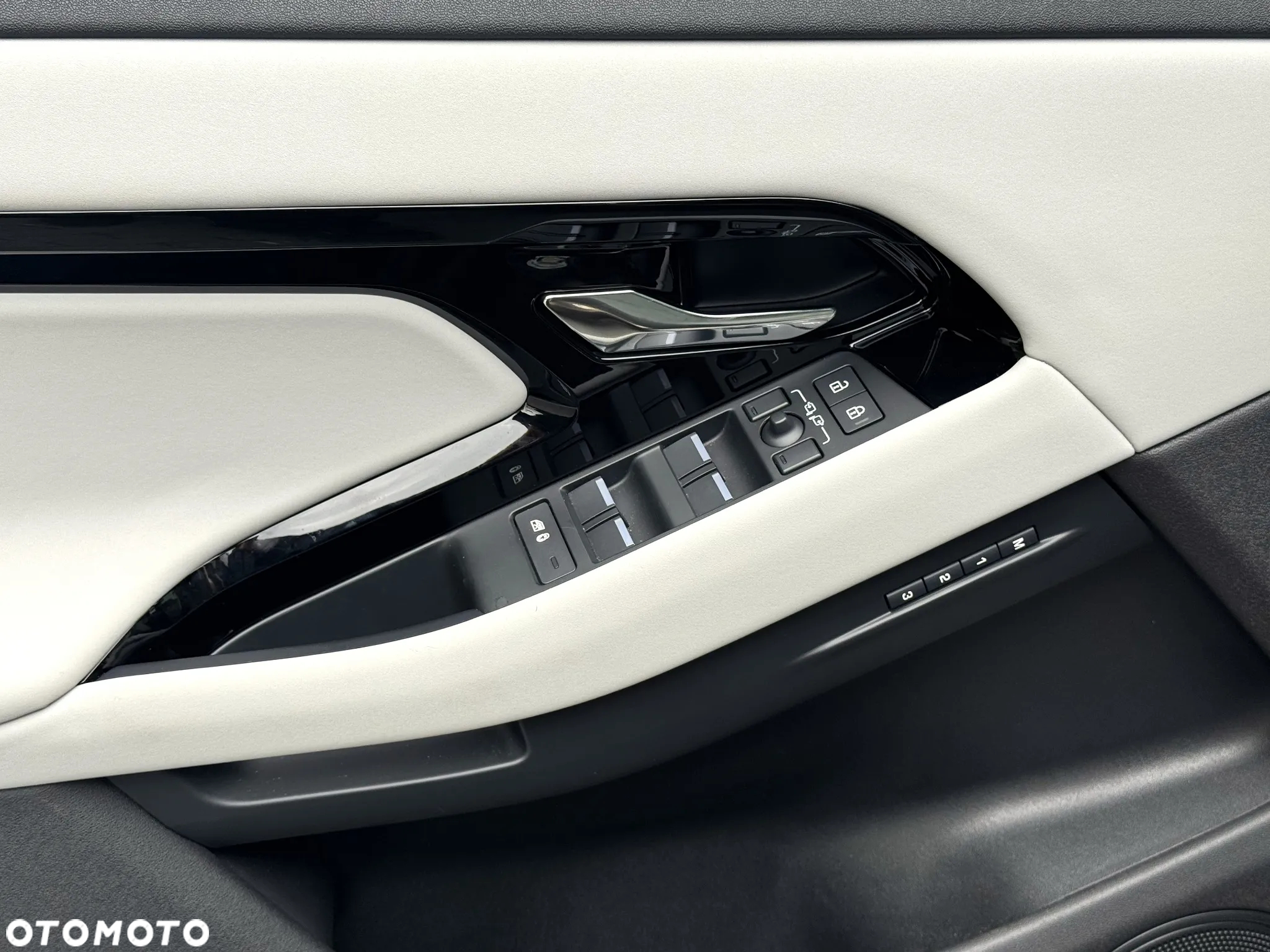 Land Rover Range Rover Evoque D200 S - 14