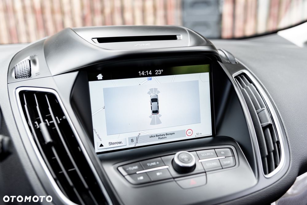 Ford Grand C-MAX - 36