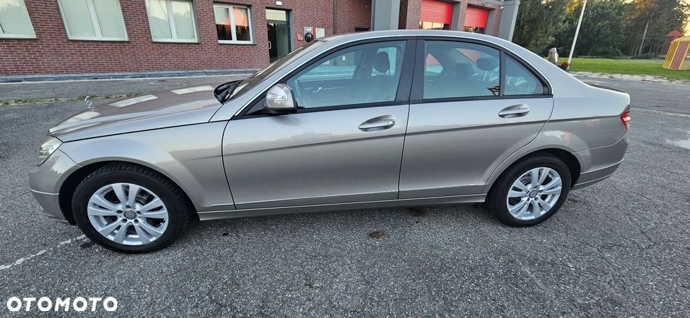 Mercedes-Benz Klasa C 200 7G-TRONIC Avantgarde Edition - 3