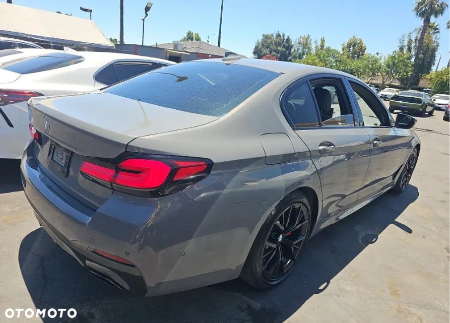 BMW Seria 5 540i xDrive M Sport Edition - 4