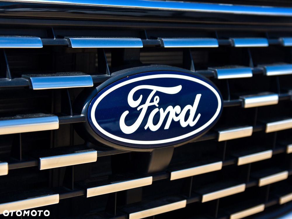 Ford Tourneo Custom 2.5 PHEV CVT 340 L2 Titanium - 12