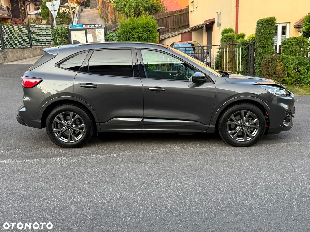 Ford Kuga 2.5 Duratec PHEV ST-LINE X - 3