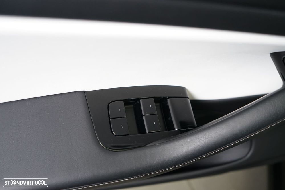 Tesla Model 3 Standard Range Plus RWD - 19