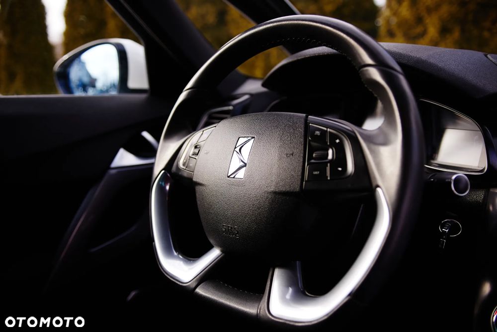 Citroën DS5 Hybrid4 EGS6 SportChic - 26